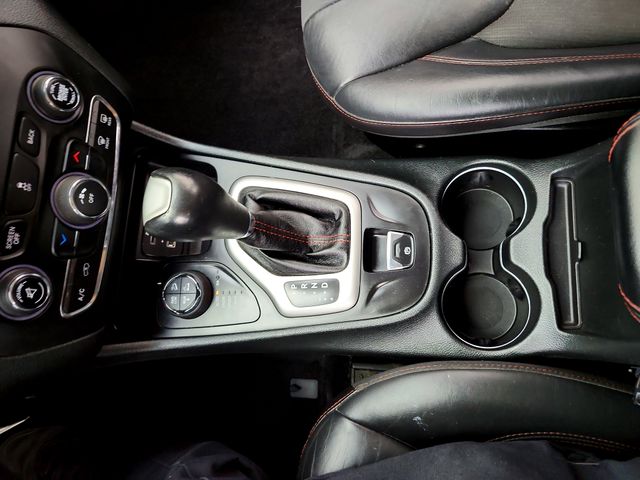 2015 Jeep Cherokee Trailhawk - Photo 20