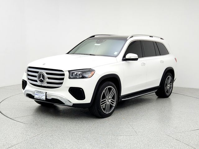 2024 Mercedes-Benz GLS Base's photo