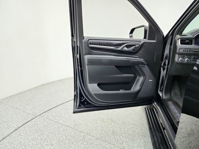 2023 GMC Yukon Denali - Photo 28