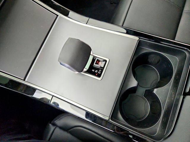 2026 Land Rover Range Rover Velar S - Photo 25