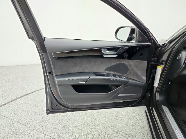 2017 Audi A8 Base - Photo 29