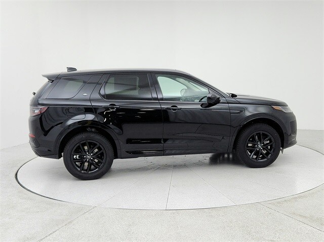 2025 Land Rover Discovery Sport S photo 4