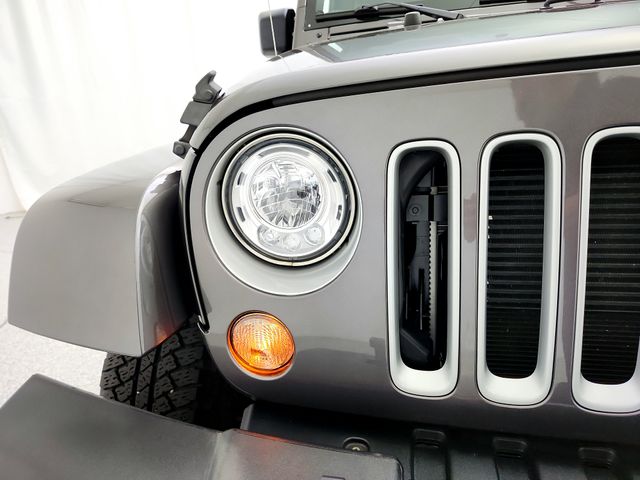 2017 Jeep Wrangler Unlimited Sahara - Photo 25