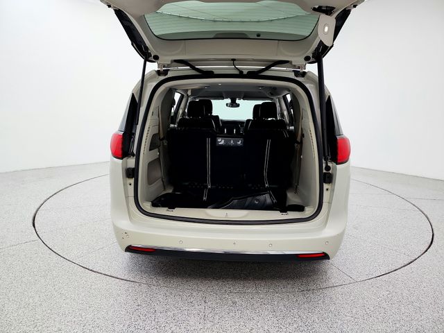 2017 Chrysler Pacifica Touring-L - Photo 24