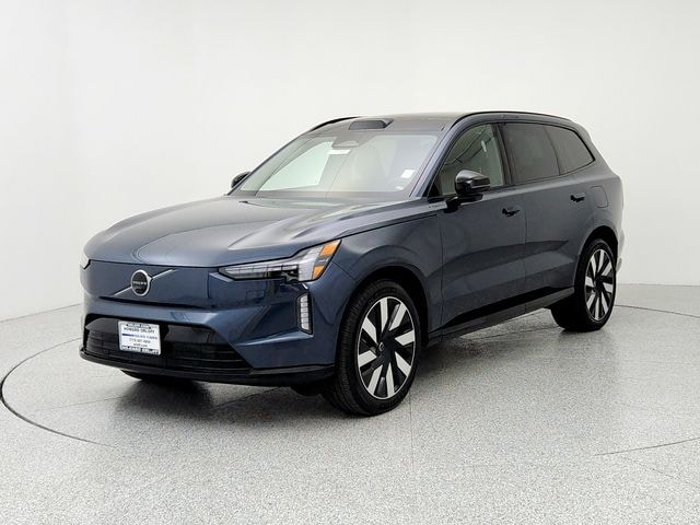 Featured used 2025 Volvo EX90 Ultra Twin Motor SUV for sale in Chicago, IL