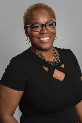 Staff member Alicia Houston from ID_6c0e9976505b