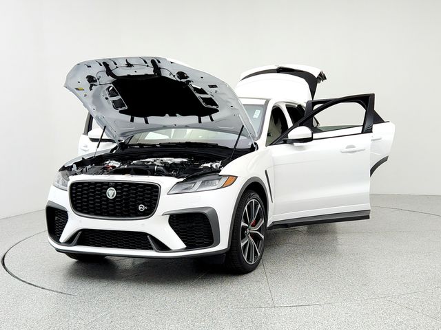 2026 Jaguar F-Pace SVR - Photo 9
