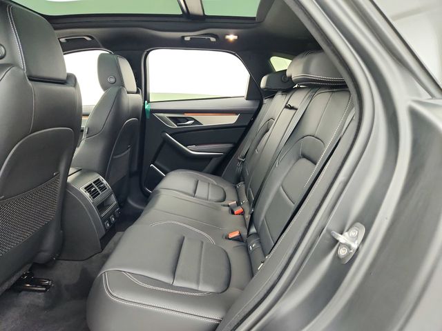 2026 Jaguar F-Pace R-Dynamic S - Photo 28