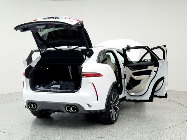 2026 Jaguar F-Pace SVR - Photo 11
