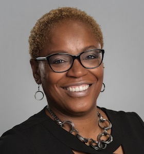 Staff member Alicia Houston from ID_e3ffb1c2e678