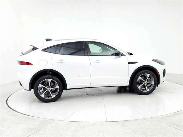 2024 Jaguar E-PACE R-Dynamic SE photo 4