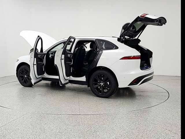 2026 Jaguar F-Pace R-Dynamic S - Photo 12