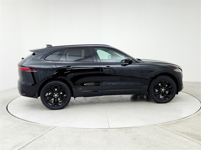 2026 Jaguar F-PACE P250 R-Dynamic S photo 4
