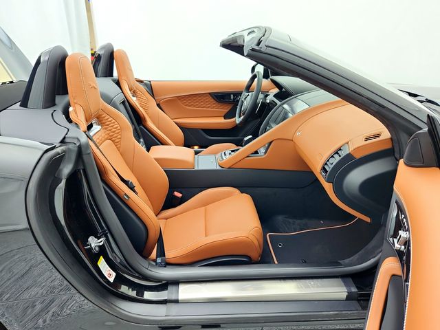 2024 Jaguar F-Type R75 - Photo 15