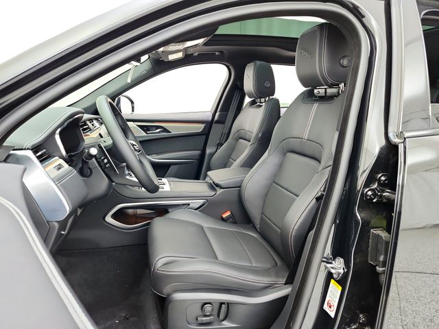 2026 Jaguar F-Pace R-Dynamic S - Photo 17