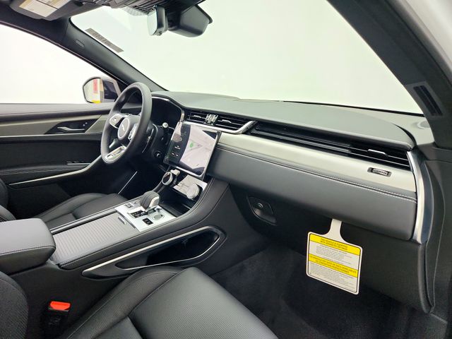 2026 Jaguar F-Pace R-Dynamic S - Photo 17