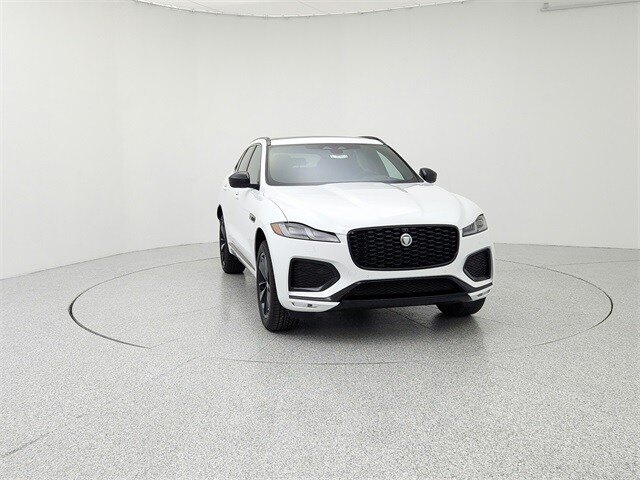 2026 Jaguar F-PACE P250 R-Dynamic S photo 2