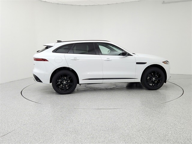 2026 Jaguar F-PACE P250 R-Dynamic S photo 4