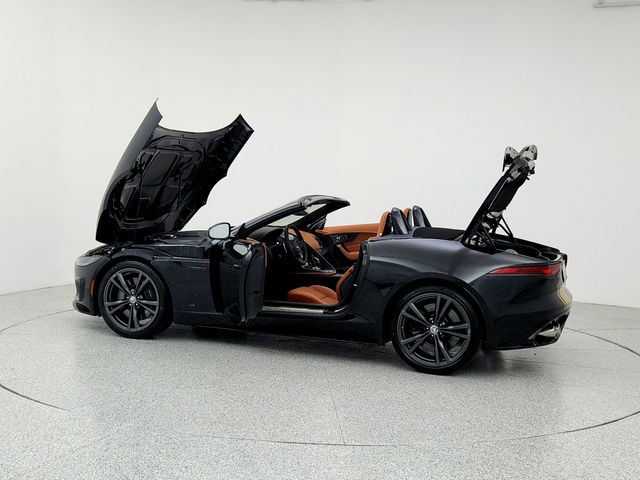 2024 Jaguar F-Type R75 - Photo 12