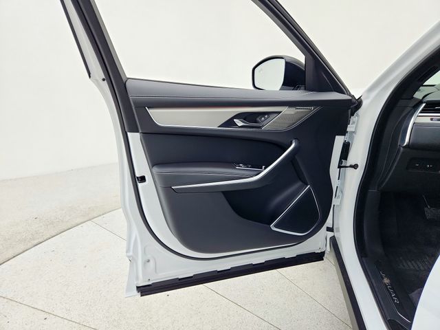 2026 Jaguar F-Pace R-Dynamic S - Photo 27