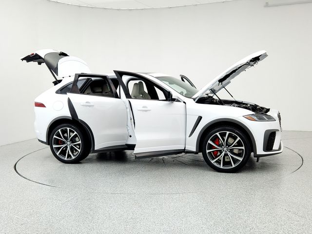 2026 Jaguar F-Pace SVR - Photo 10