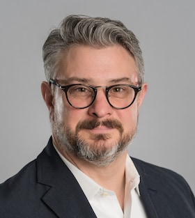 Staff member Greg Leach from ID_8583427944c7