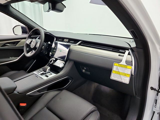 2026 Jaguar F-Pace R-Dynamic S - Photo 17