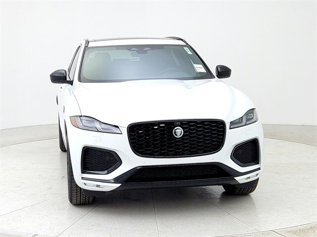 2026 Jaguar F-PACE P250 R-Dynamic S photo 2