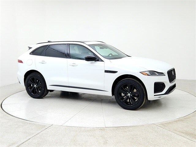 2026 Jaguar F-PACE P250 R-Dynamic S photo 3
