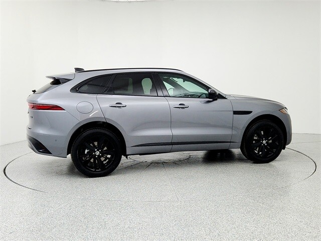 2026 Jaguar F-PACE P250 R-Dynamic S photo 4