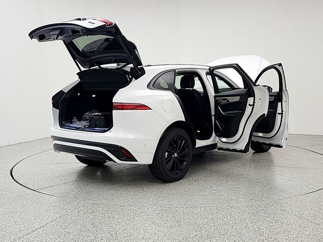 2026 Jaguar F-Pace R-Dynamic S - Photo 11