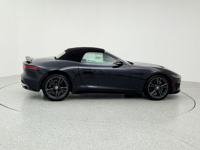 2024 Jaguar F-Type R75 - Photo 4