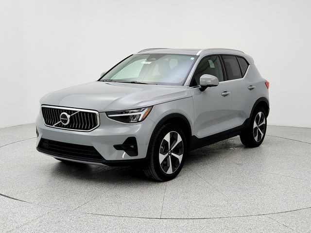 Featured used 2025 Volvo XC40 B5 Plus Bright Theme SUV for sale in Chicago, IL
