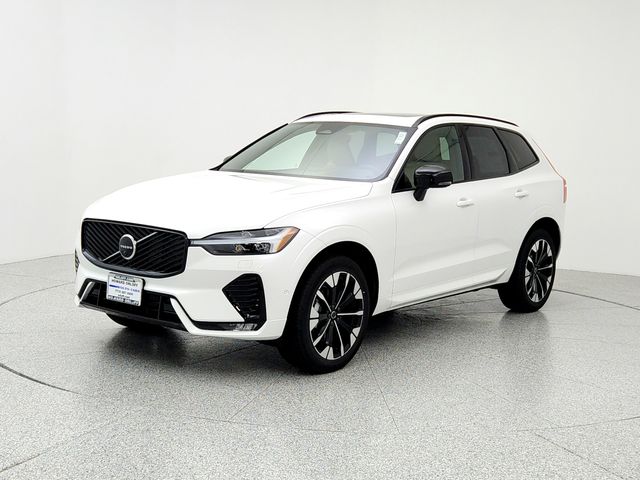 2026 Volvo XC60 Plus's photo