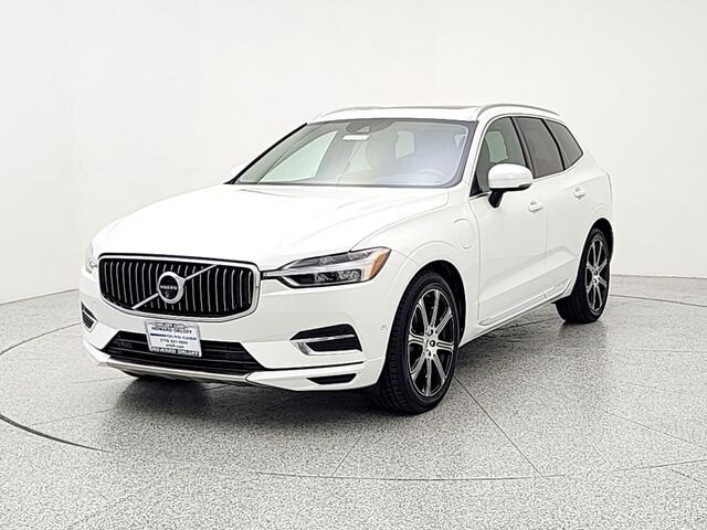 Featured used 2021 Volvo XC60 Recharge Plug-In Hybrid T8 Inscription SUV for sale in Chicago, IL