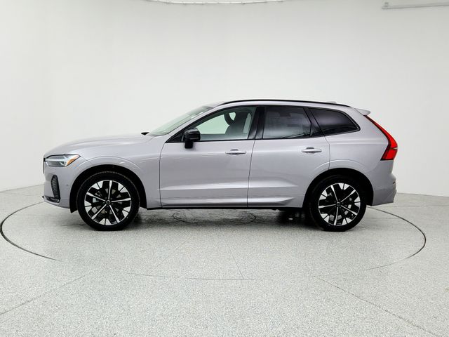 2026 Volvo XC60 Plus - Photo 8