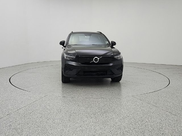 Used 2023 Volvo XC40 Core with VIN YV4ED3UK5P2096503 for sale in Chicago, IL