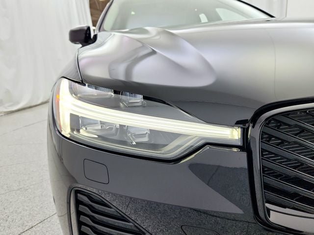 2026 Volvo XC60 Plus - Photo 29