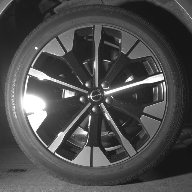 2026 Volvo XC60 Plus - Photo 43