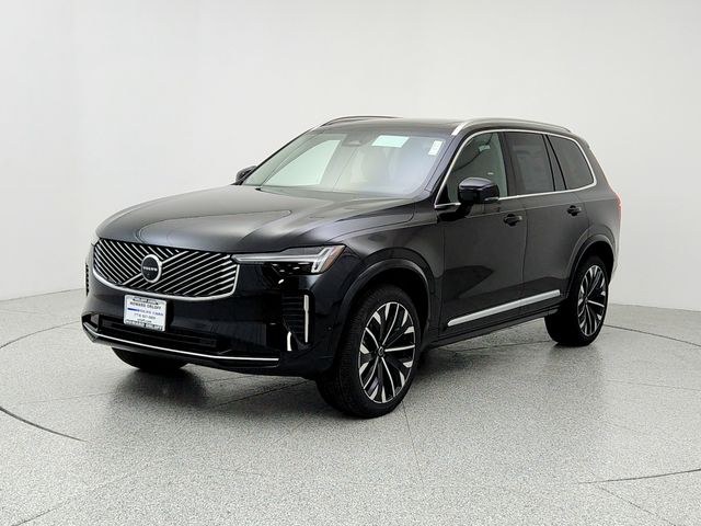 2026 Volvo XC90 Plus's photo