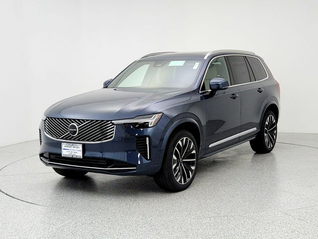 2026 Volvo XC90 Plus's photo