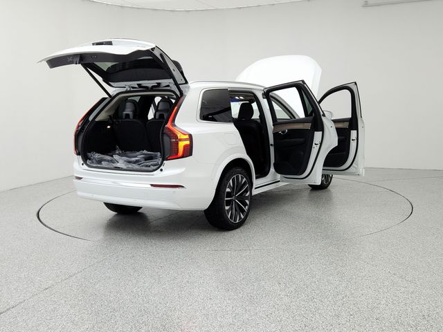 2025 Volvo XC90 Plus - Photo 11