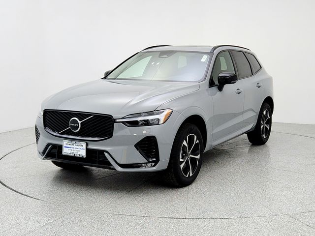 2026 Volvo XC60 Core's photo