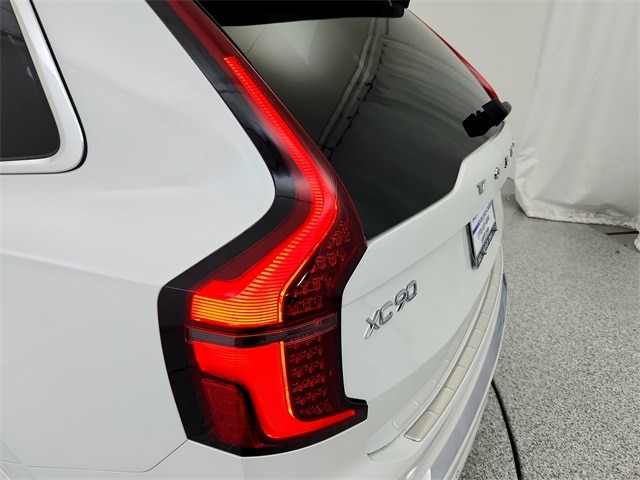 2025 Volvo XC90 Plus - Photo 19
