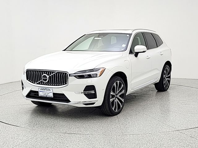 2023 Volvo XC60 T8 Ultimate Bright Theme AWD's photo