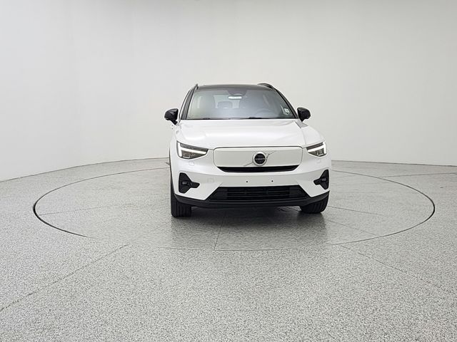 Used 2023 Volvo XC40 Plus with VIN YV4ED3UW2P2003889 for sale in Chicago, IL