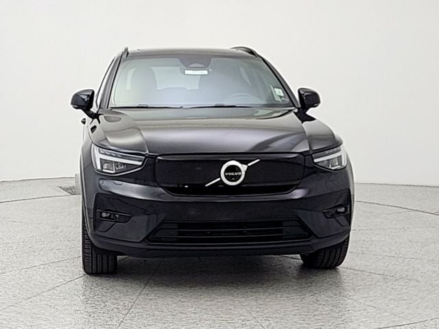Used 2023 Volvo XC40 Plus with VIN YV4ED3UW6P2065747 for sale in Chicago, IL