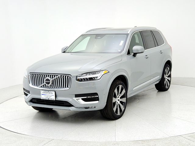 2025 Volvo XC90 B6 Plus Bright Theme 7-Passenger AWD