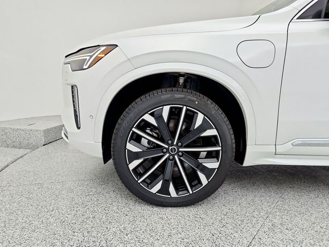 2025 Volvo XC90 Plus - Photo 25
