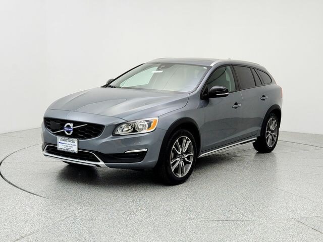 Featured used 2018 Volvo V60 Cross Country T5 Wagon for sale in Chicago, IL